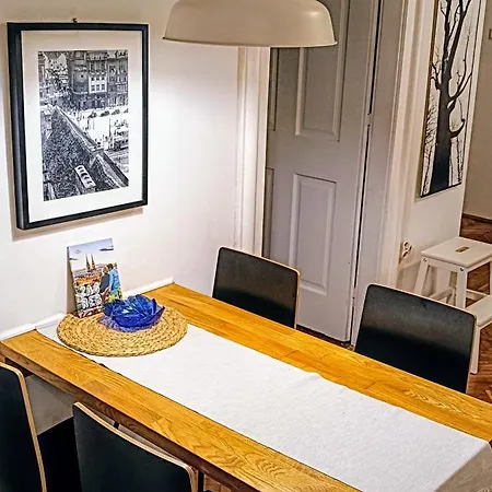 Zagreb Stay Apartment *